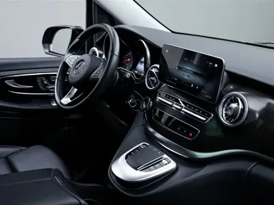 Mercedes-Benz V-Class 2024, 39000 км, за 39139.91 USD - фото 18