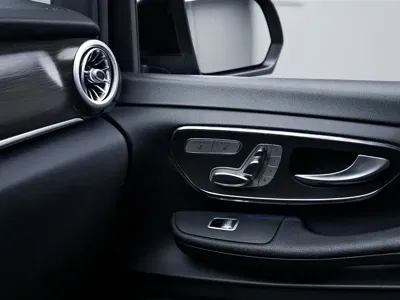 Mercedes-Benz V-Class 2024, 39000 км, за 39139.91 USD - фото 25