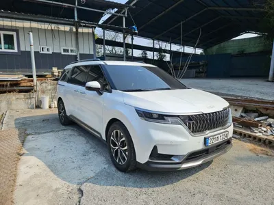 Kia Canival · 2023 год