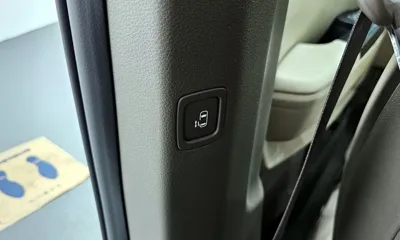 Kia Canival 2023, 95742 км, за 15827.8 USD - фото 20
