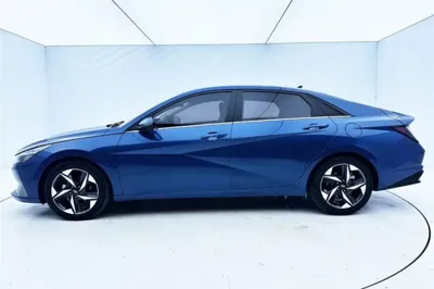 Hyundai Elantra 2022, 50500 км, за 12758 USD
