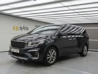 Kia Canival · 2019 год