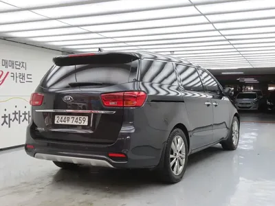 Kia Canival 2019, 59993 км, за 11265.22 USD