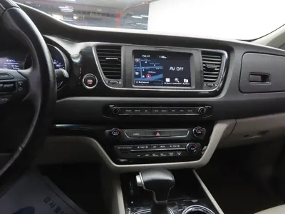 Kia Canival 2019, 59993 км, за 11265.22 USD - фото 10