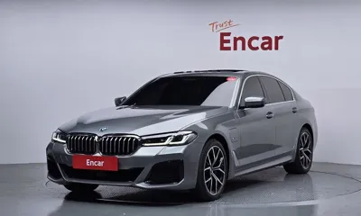BMW 5-Series · 2023 год