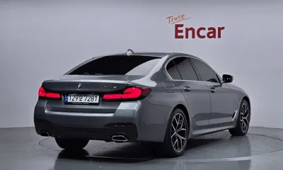 BMW 5-Series 2023, 59580 км, за 27295.46 USD