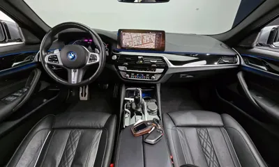 BMW 5-Series 2023, 59580 км, за 27295.46 USD - фото 7