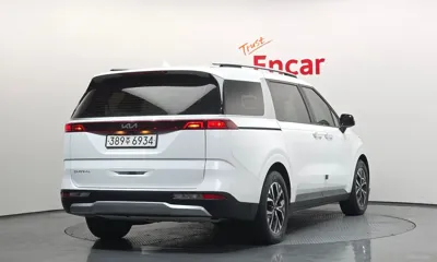 Kia Canival 2023, 52652 км, за 16723.97 USD