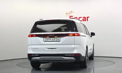 Kia Canival 2023, 52652 км, за 16723.97 USD