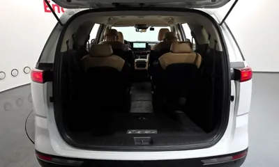Kia Canival 2023, 52652 км, за 16723.97 USD - фото 20