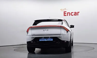 Kia EV6 2023, 54582 км, за 18501.64 USD