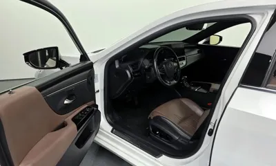 Lexus ES 2023, 57289 км, за 28940.37 USD - фото 10