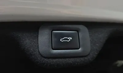 Lexus ES 2023, 57289 км, за 28940.37 USD - фото 18