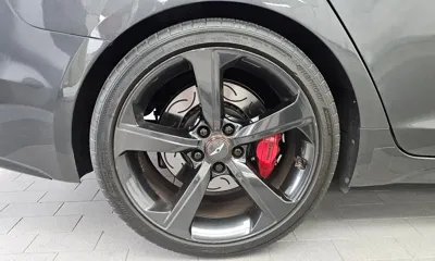 Genesis G70 2019, 106546 км, за 12669.83 USD