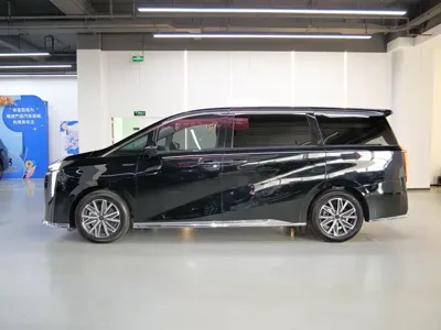 GAC Motor Trumpchi M8 2024, 35000 км, за 21777.09 USD