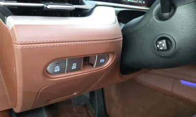 Genesis G90 2023, 30477 км, за 40947.78 USD - фото 28
