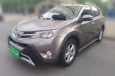 Toyota RAV4 · 2013 год