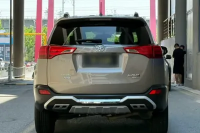 Toyota RAV4 2013, 90100 км, за 9752 USD