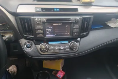 Toyota RAV4 2013, 90100 км, за 9752 USD - фото 15