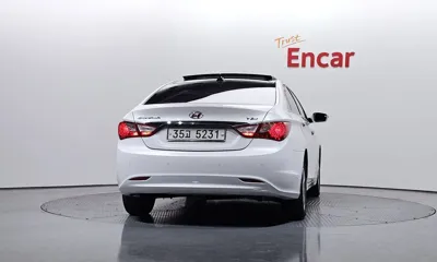 Hyundai Sonata 2010, 73668 км, за 3501.82 USD