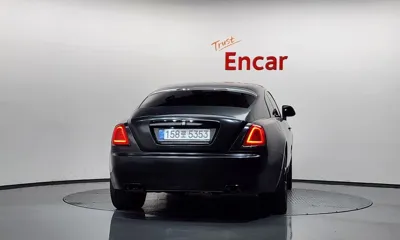 Rolls-Royce Wraith 2017, 40709 км, за 120466.19 USD