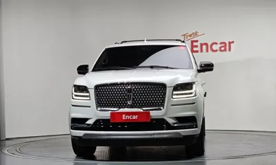 Lincoln Navigator 2021, 83036 км, за 29903.13 USD - фото 3