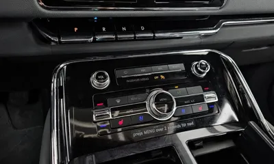Lincoln Navigator 2021, 83036 км, за 29903.13 USD - фото 9