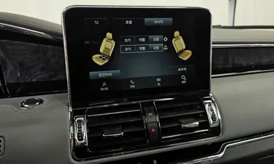 Lincoln Navigator 2021, 83036 км, за 29903.13 USD - фото 31