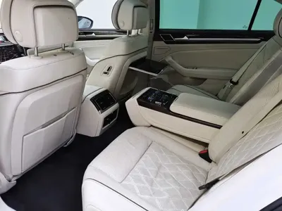 Volkswagen Phideon 2017, 143800 км, за 14115.41 USD - фото 16