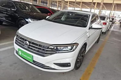 Volkswagen Sagitar · 2020 год