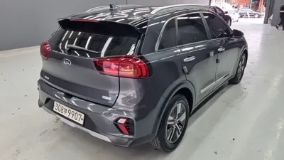 Kia Niro 2020, 47175 км, за 10944.63 USD