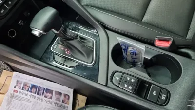 Kia Niro 2020, 47175 км, за 10944.63 USD - фото 9