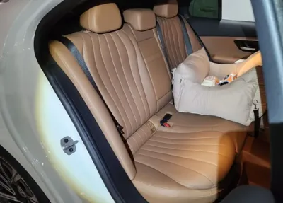 Mercedes-Benz E-Class 2024, 23612 км, за 43914.93 USD - фото 6