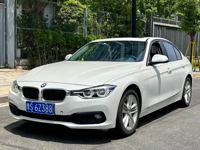 BMW 3 Series · 2017 год