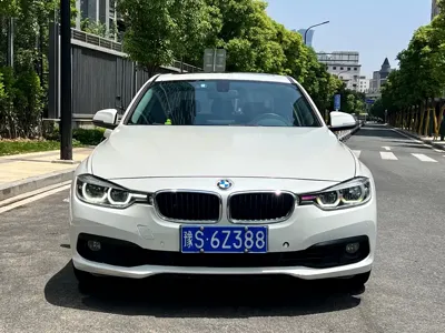 BMW 3 Series 2017, 90000 км, за 8651.98 USD