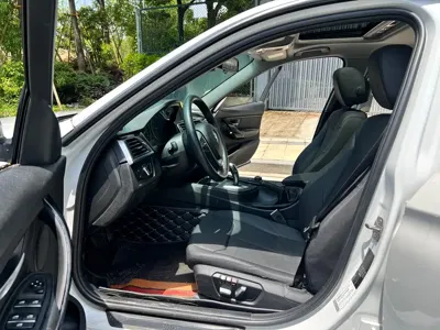 BMW 3 Series 2017, 90000 км, за 8651.98 USD - фото 21