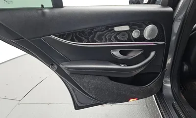 Mercedes-Benz E-Class 2018, 128330 км, за 14113.17 USD - фото 25