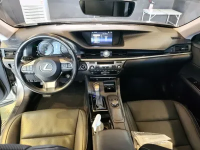 Lexus ES 2017, 51811 км, за 15960.92 USD - фото 6