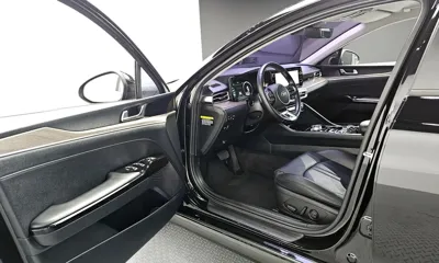 Kia K5 2020, 63017 км, за 50641.38 USD - фото 10
