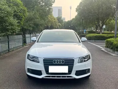 Audi A4L 2011, 120000 км, за 3531.42 USD