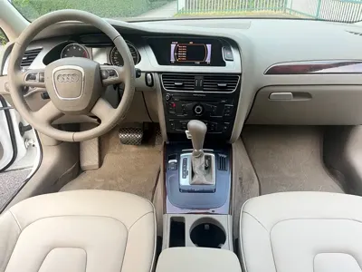 Audi A4L 2011, 120000 км, за 3531.42 USD