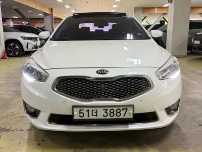 Kia K7 2015, 201552 км, за 2925.31 USD