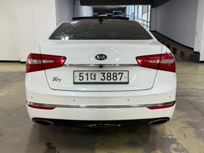 Kia K7 2015, 201552 км, за 2925.31 USD