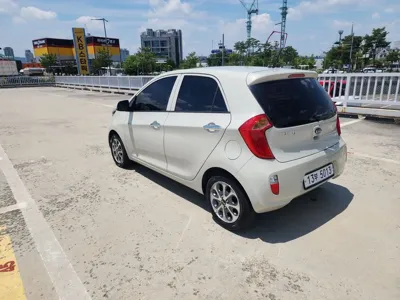 Kia Morning 2012, 86871 км, за 2428.78 USD