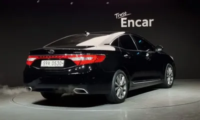 Hyundai Grandeur 2016, 155217 км, за 3610.35 USD