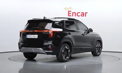 Kia Seltos 2025, 13727 км, за 18136.9 USD