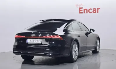 Audi A7 2021, 98005 км, за 31781.43 USD