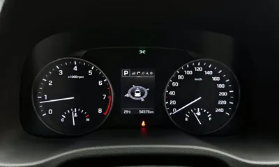 Hyundai Avante 2017, 54576 км, за 8255.86 USD - фото 8