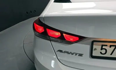 Hyundai Avante 2017, 54576 км, за 8255.86 USD - фото 23