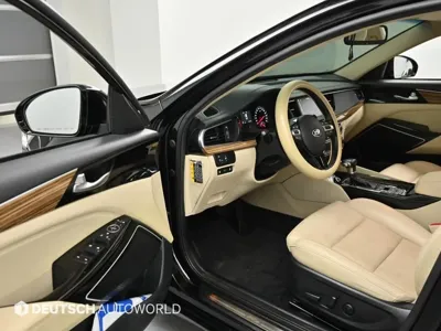 Kia K7 2016, 97094 км, за 6890.72 USD - фото 11